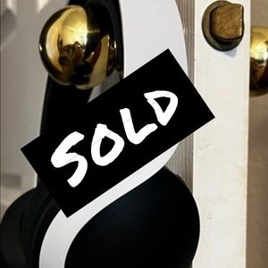 Pulse 3D Wireless Headset Compatible for both PlayStation 4 & PlayStation 5.